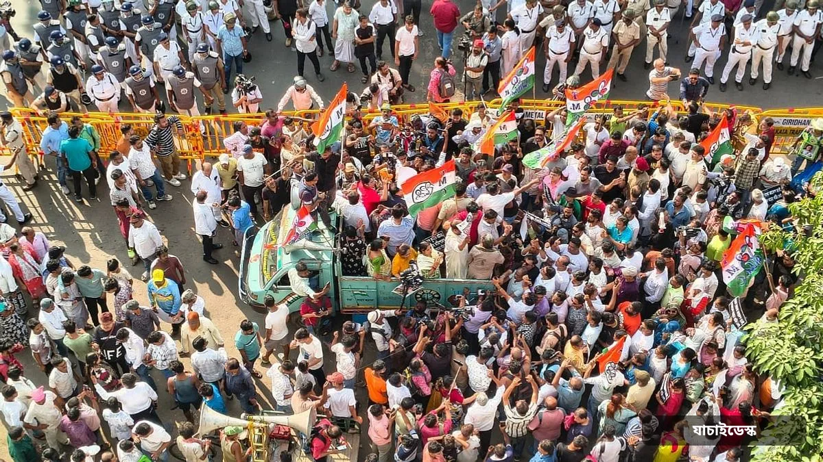 সিইসি জ্ঞানেশ কুমারের পদত্যাগ দাবিতে কলকাতায় তৃণমূলের মিছিল আটকে দিল পুলিশ