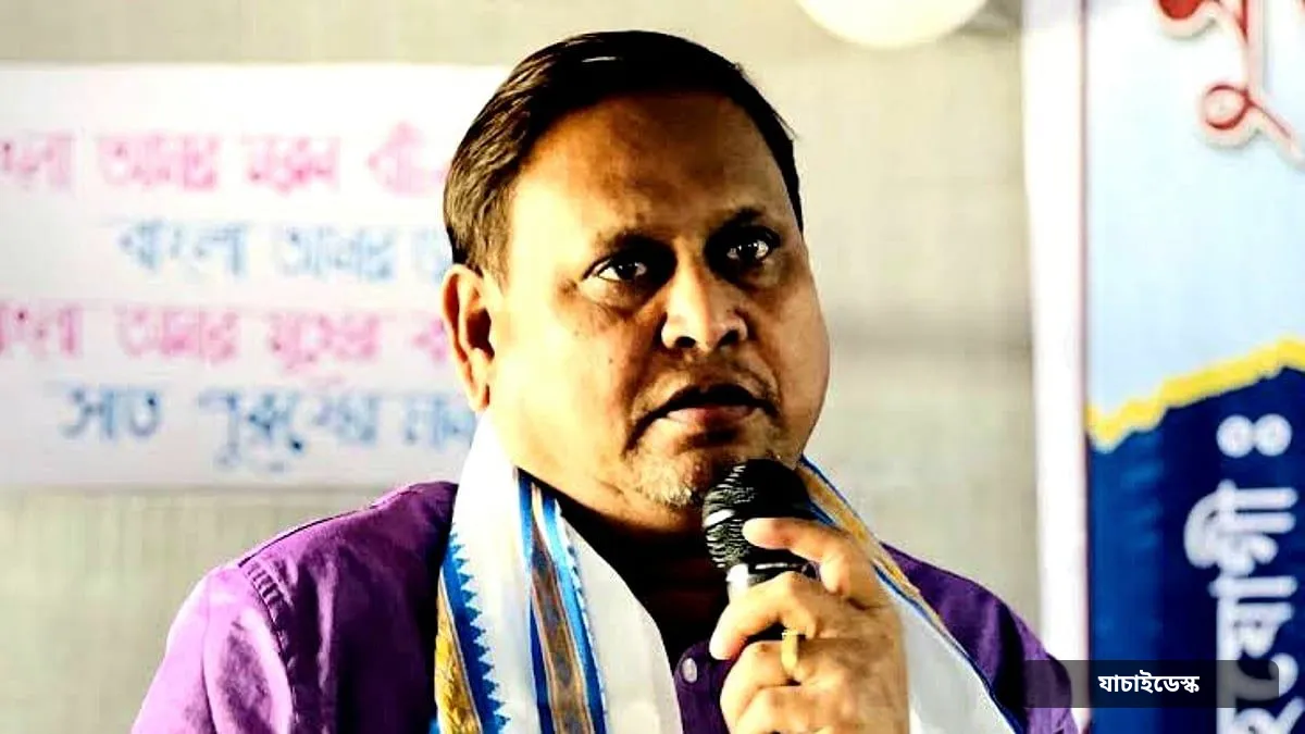 ভোট লুটের অভিযোগ, কেঁদে রাজনীতি ছাড়ার ঘোষণা হুমায়ুন কবীরের