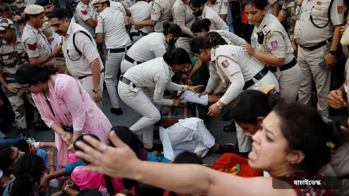 দিল্লিতে বিক্ষোভ: ২৪ ঘণ্টা বন্ধ হচ্ছে মোবাইল ইন্টারনেট সেবা