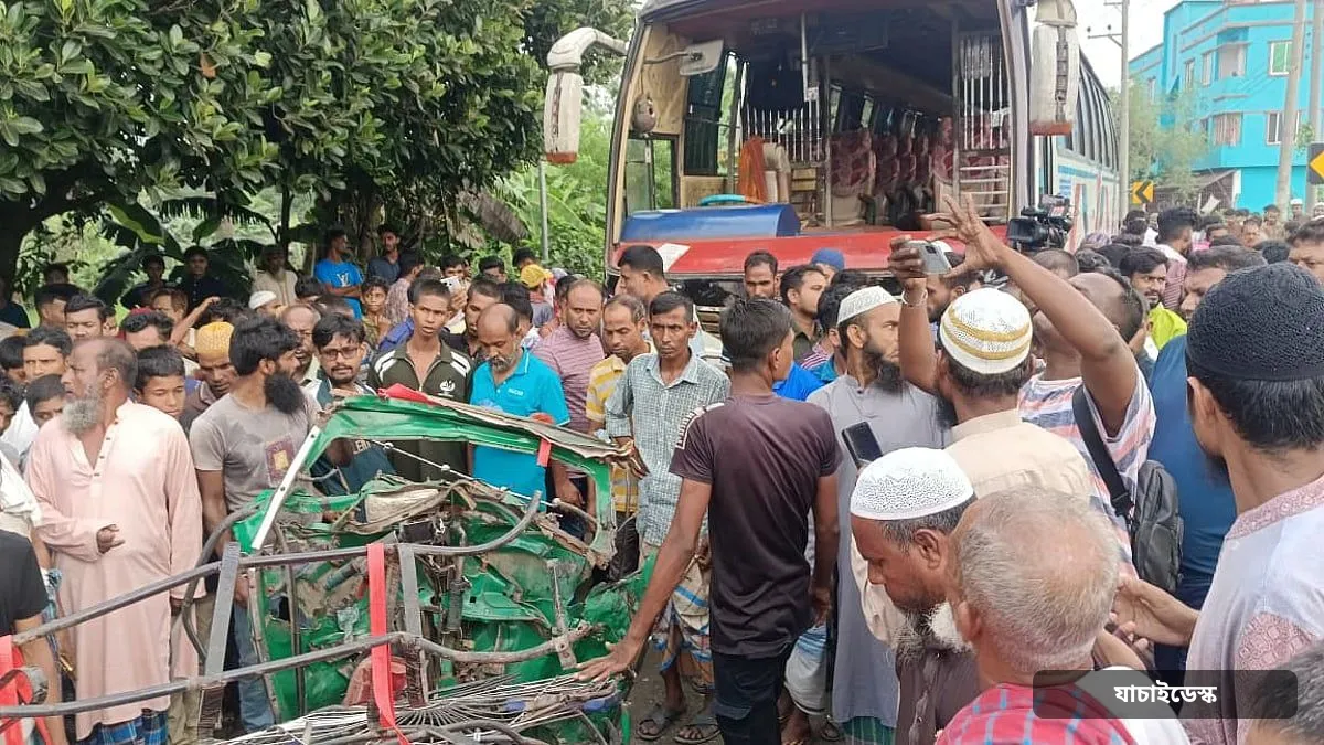 ময়মনসিংহে সড়কে মৃত্যু ৭: একই পরিবারের চারজনসহ ৬ জনকে হারিয়ে শোকে স্তব্ধ রানাগাছা