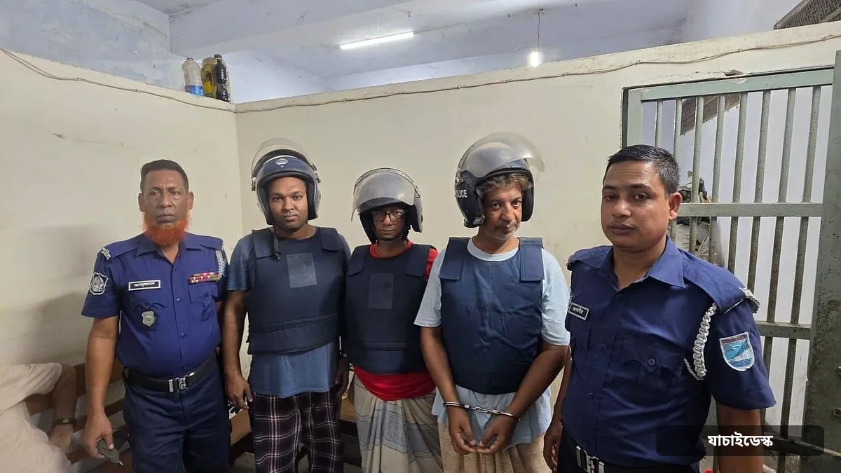 আইভীর ‘জয় বাংলা’ স্লোগান, ফাইল হাতে পাশে থাকা আইনজীবী সন্ত্রাসবিরোধী আইনে গ্রেফতার