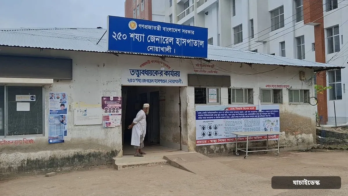 নালার পাশে মিলল এক দিন বয়সী নবজাতক, কান্না শুনে উদ্ধার করেন স্থানীয় লোকজন