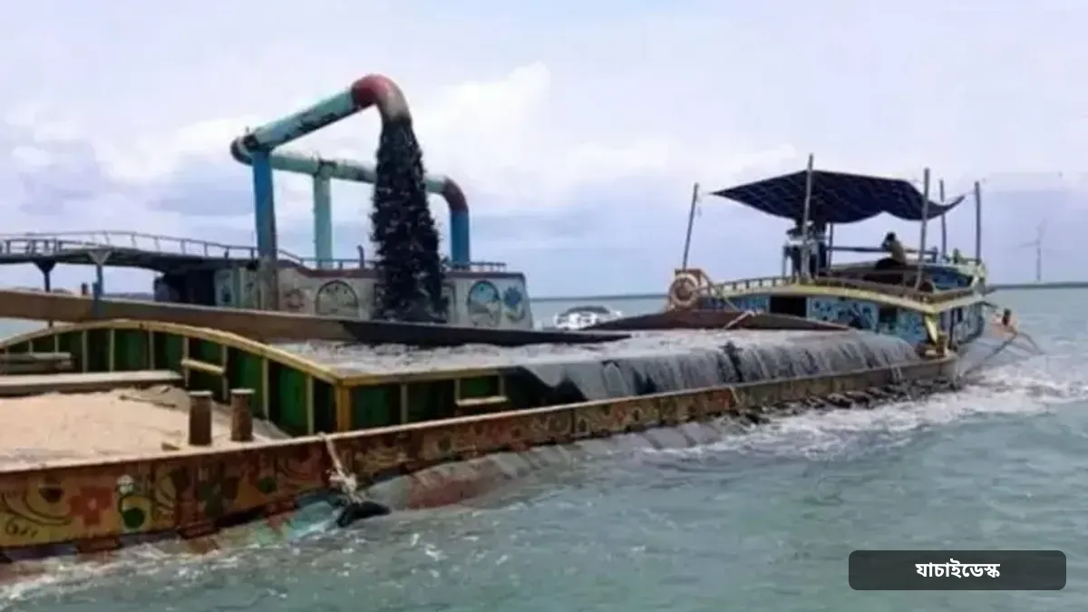 মহেশখালী চ্যানেল থেকে রাতের অন্ধকারে বালু উত্তোলন অব্যাহত