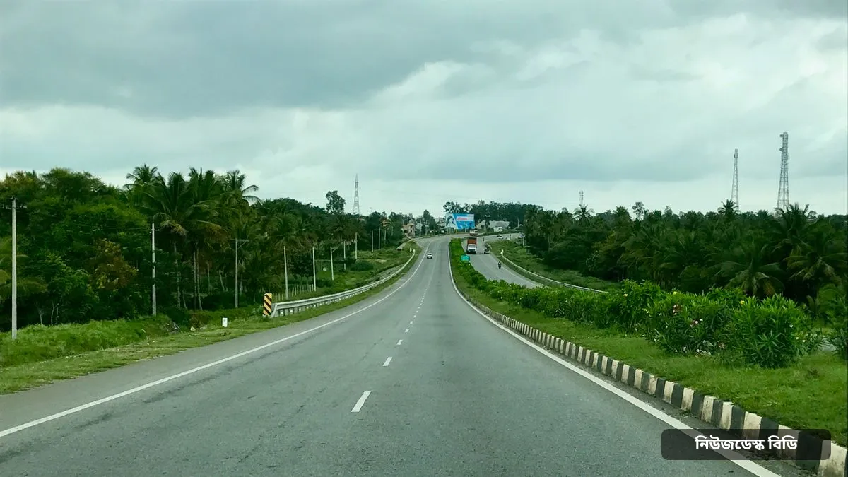 ১০ কোটি টাকার সেতুতে রডের বদলে বাঁশ: ঠিকাদার গ্রেফতার, প্রকৌশলী বরখাস্ত — ছবি: Ms Sarah Welch (BY-SA)