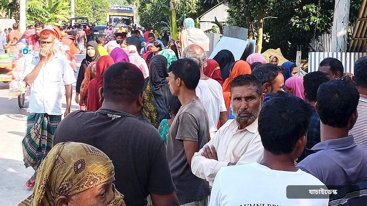মোটরসাইকেলের ধাক্কায় ঝোপে পড়ে ছিলেন তিন দিন, দুর্গন্ধের পর লাশ উদ্ধার